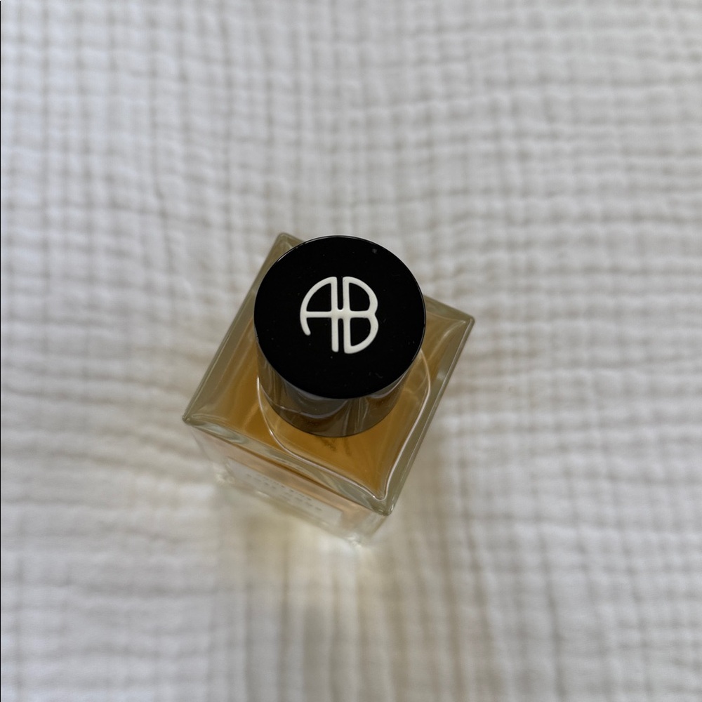 Anine Bing NEW Rose Wood Bottle with Black Cap and Amber Liquid - Picture 3 of 4